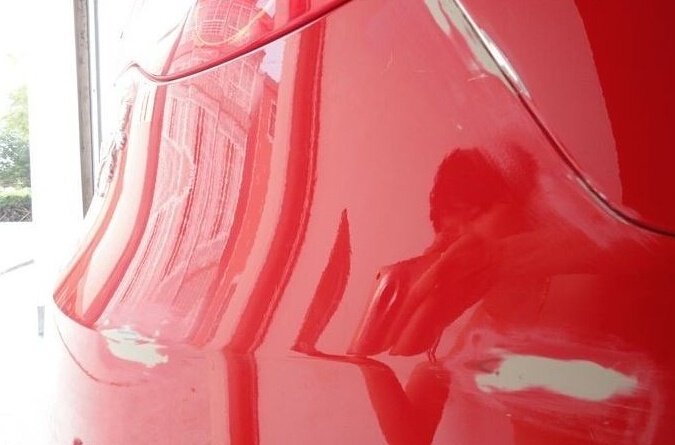 草莓污污视频漆麵大麵積劃痕修複